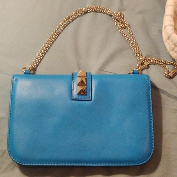 Valentino Rock Stud Aqua Leather Shoulder Bag ✨️host pick✨️ Size M - Picture 7 of 11